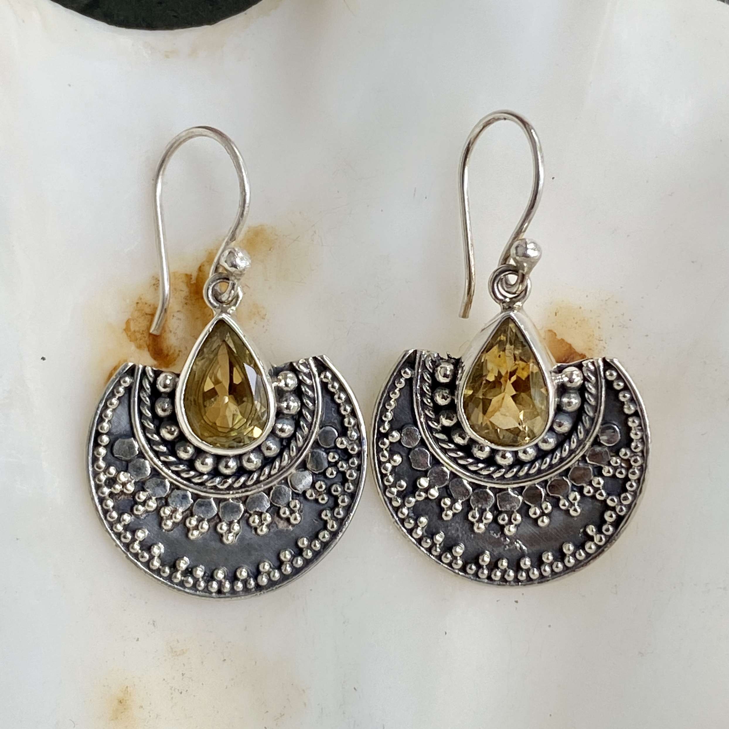 (HANDMADE 925 BALI STERLING SILVER EARRINGS WITH CITRINE)